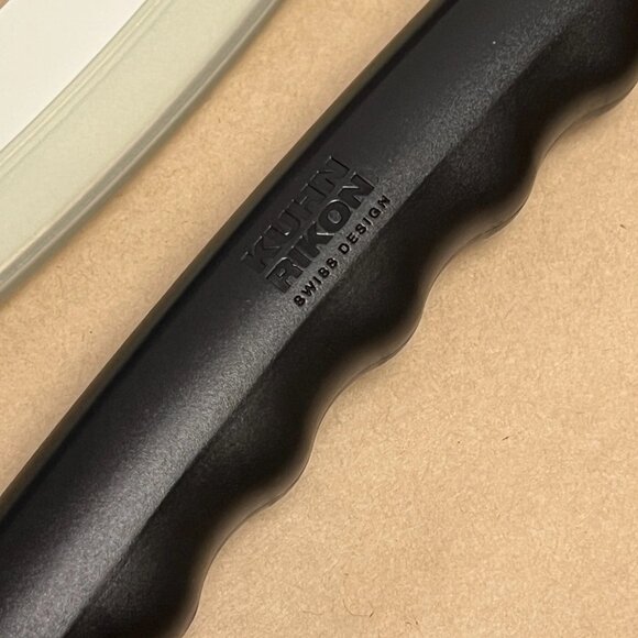 Kuhn Rikon Mezzaluna Knives SET OF 3 & Gift Boxes k65497 GREY SCALE COLORS NEW - Picture 6 of 6